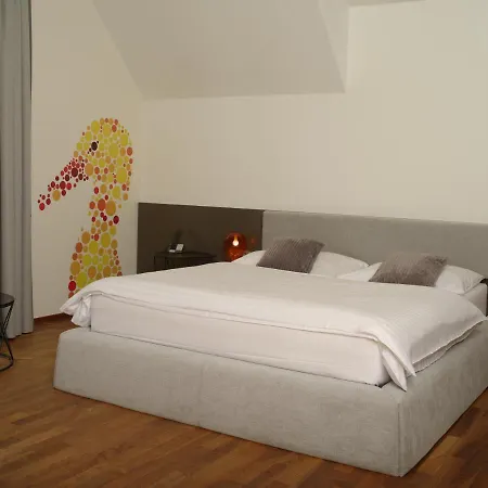 Sun House, Boutique Hotel Banovci