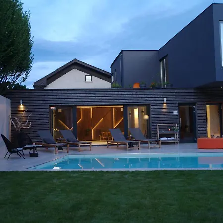 Sun House, Boutique Hotel Banovci