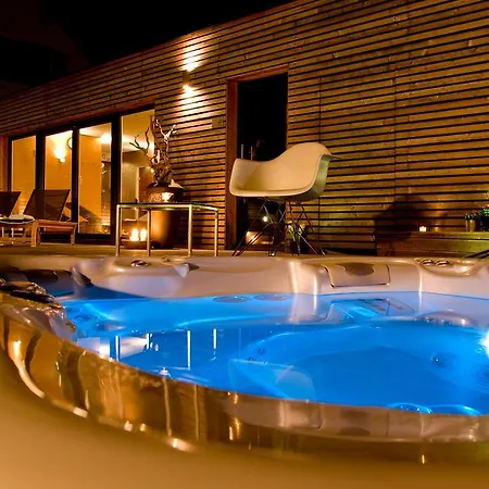 Sun House, Boutique