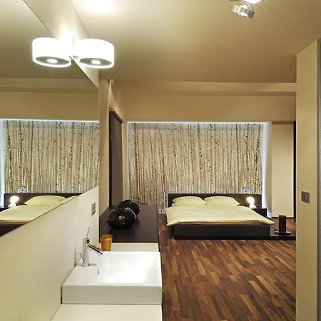 Hotel Sun House, Boutique Banovci
